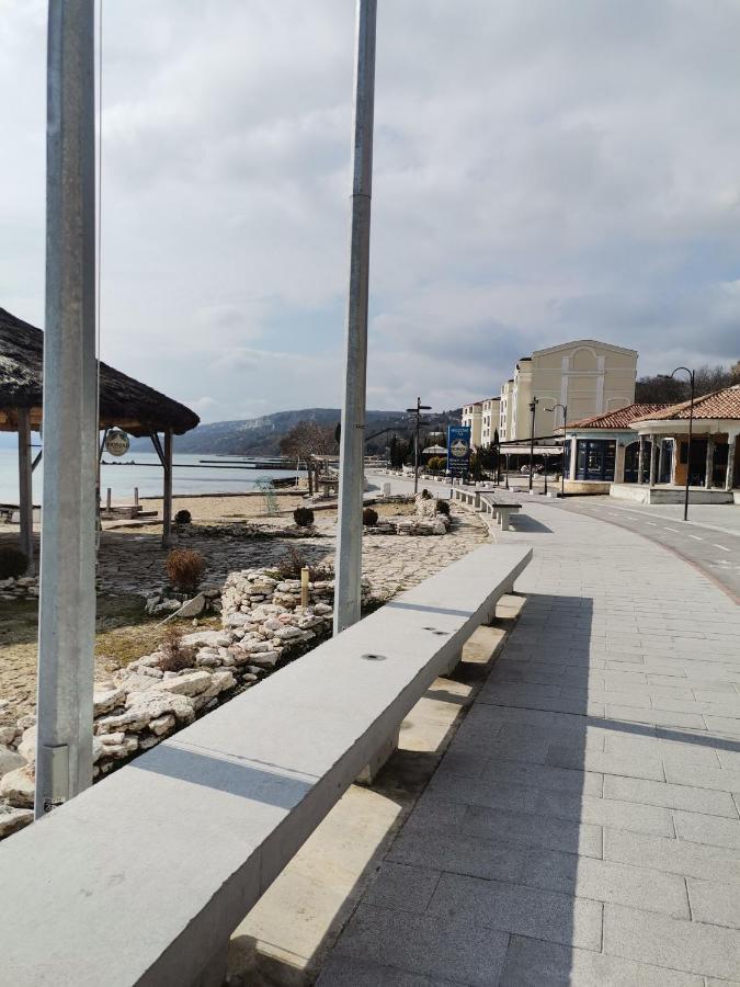 Луксозен двустаен в Балчик с морска гледка Екстер'єр фото